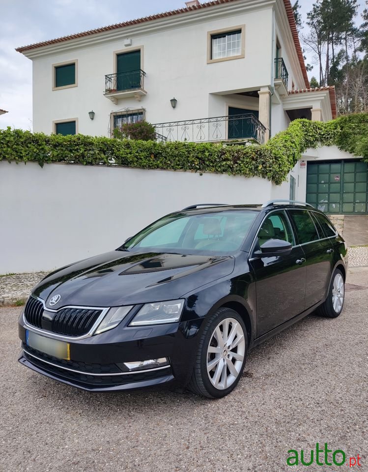 2018' Skoda Octavia Break photo #1