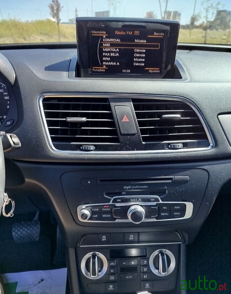 2011' Audi Q3 2.0 Tdi Quattro S-Tronic photo #6