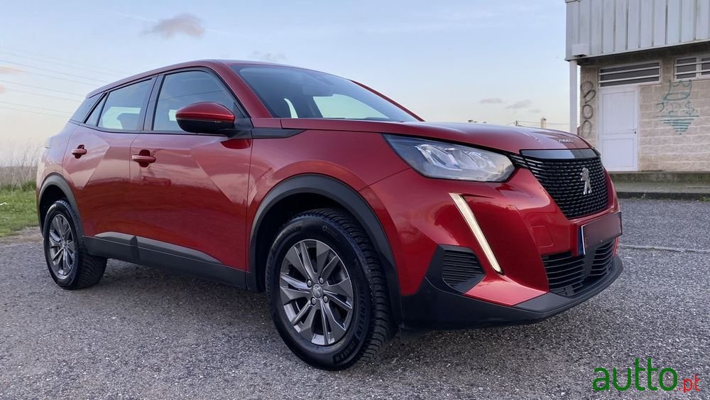 2020' Peugeot 2008 photo #1