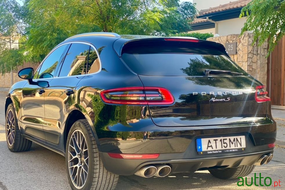 2017' Porsche Macan photo #6