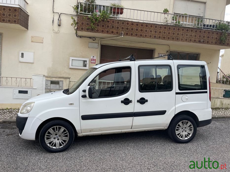 2006' Fiat Doblo photo #3