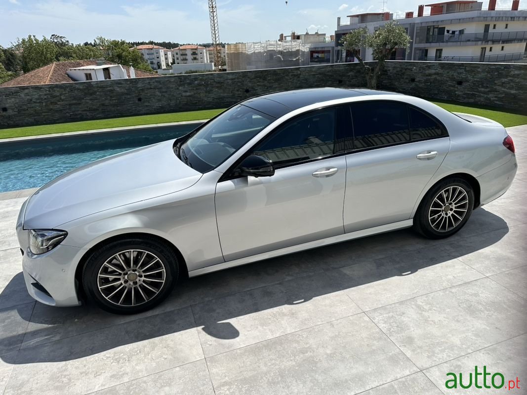 2016' Mercedes-Benz E-220 photo #2