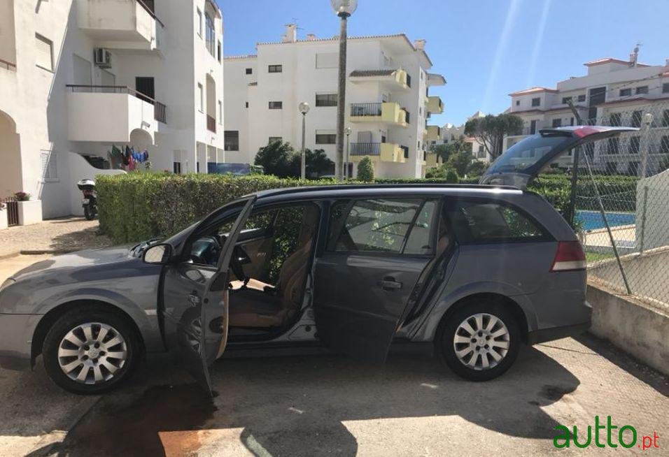 2006' Opel Vectra-Caravan photo #1