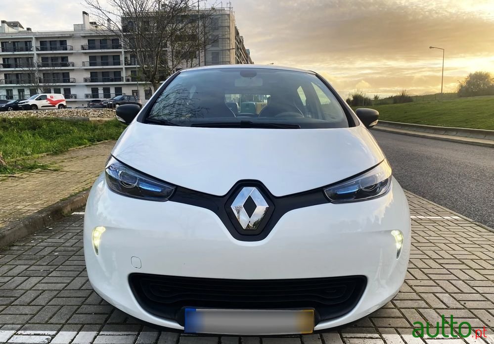 2018' Renault Zoe Life 40 photo #5