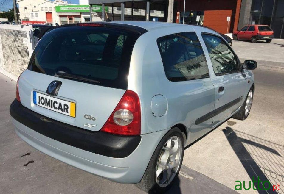 2001' Renault Clio 1.5 Dci Authentique photo #1