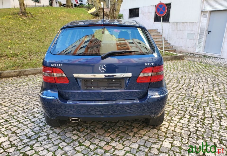 2009' Mercedes-Benz B-170 photo #5