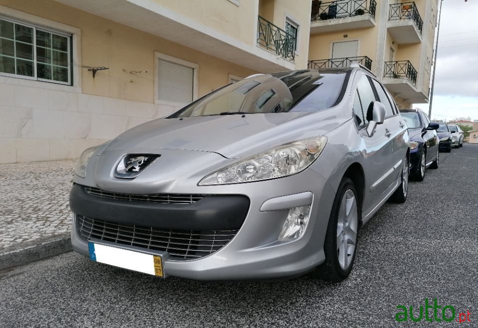 2008' Peugeot 308 Sw photo #1