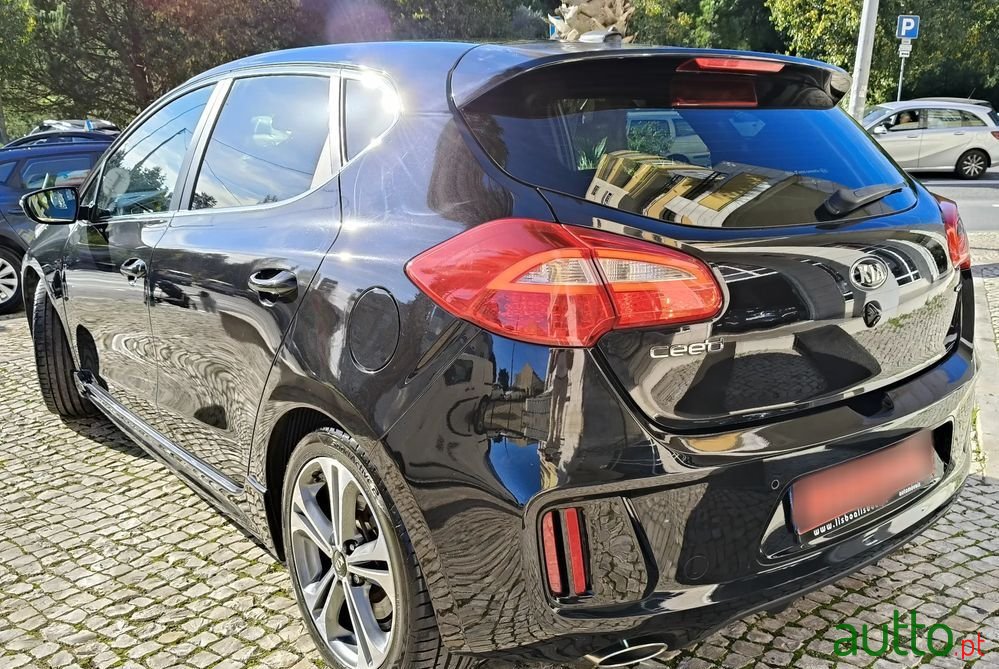 2016' Kia Ceed 1.6 Crdi Gt Line photo #4