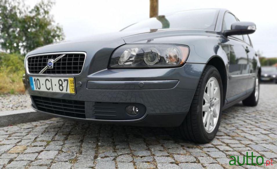 2006' Volvo S40 photo #3