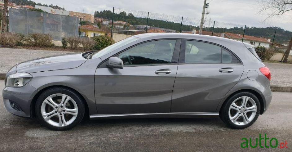 2015' Mercedes-Benz A-180 photo #2