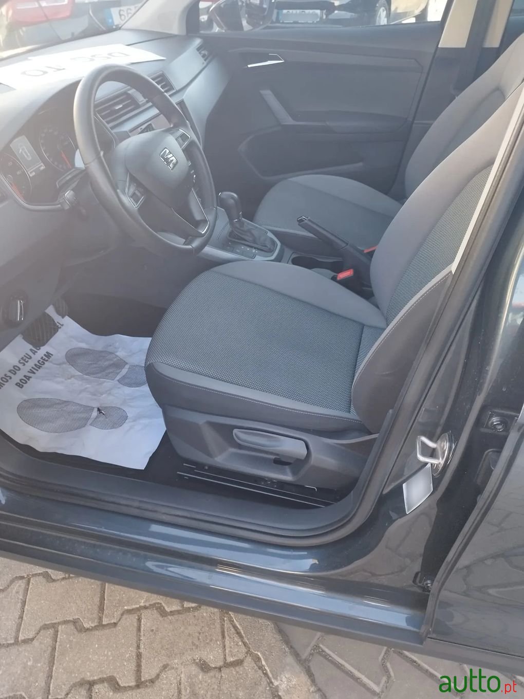 2021' SEAT Arona photo #5