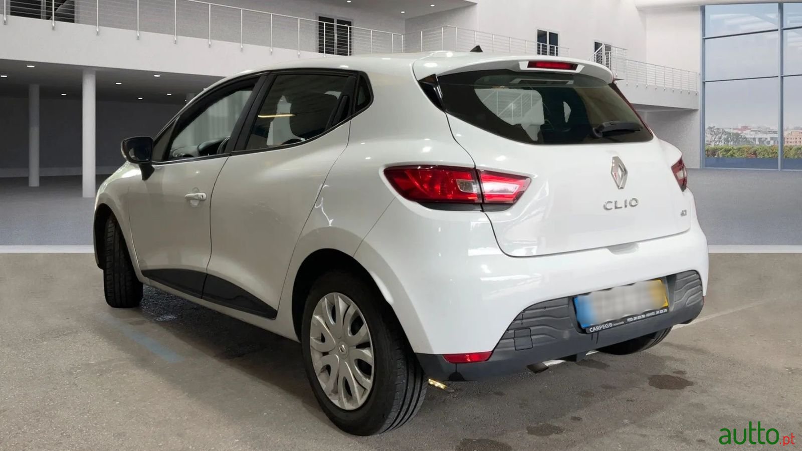 2014' Renault Clio photo #6