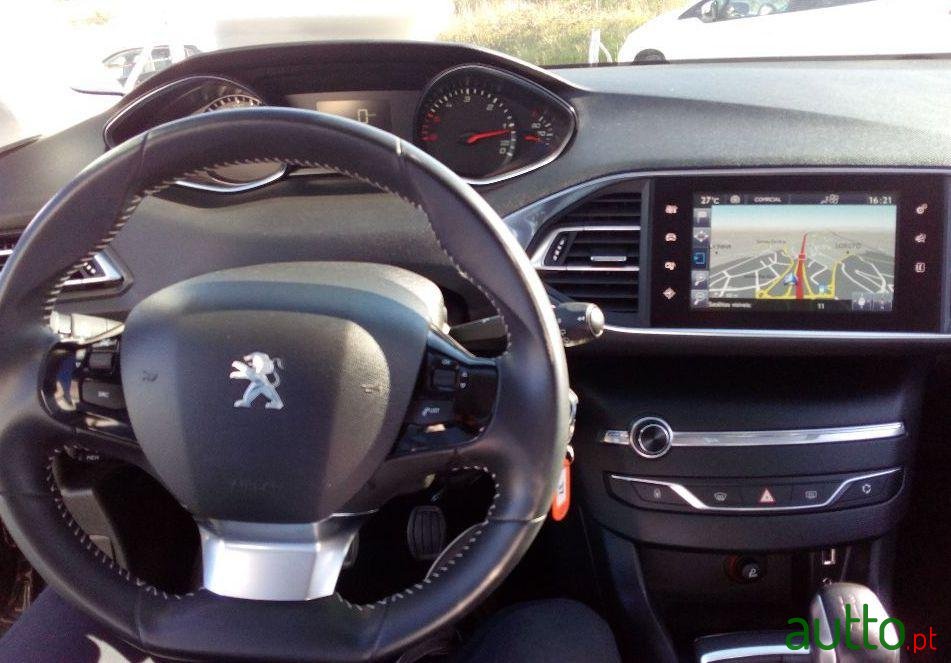 2016' Peugeot 308 Sw photo #2