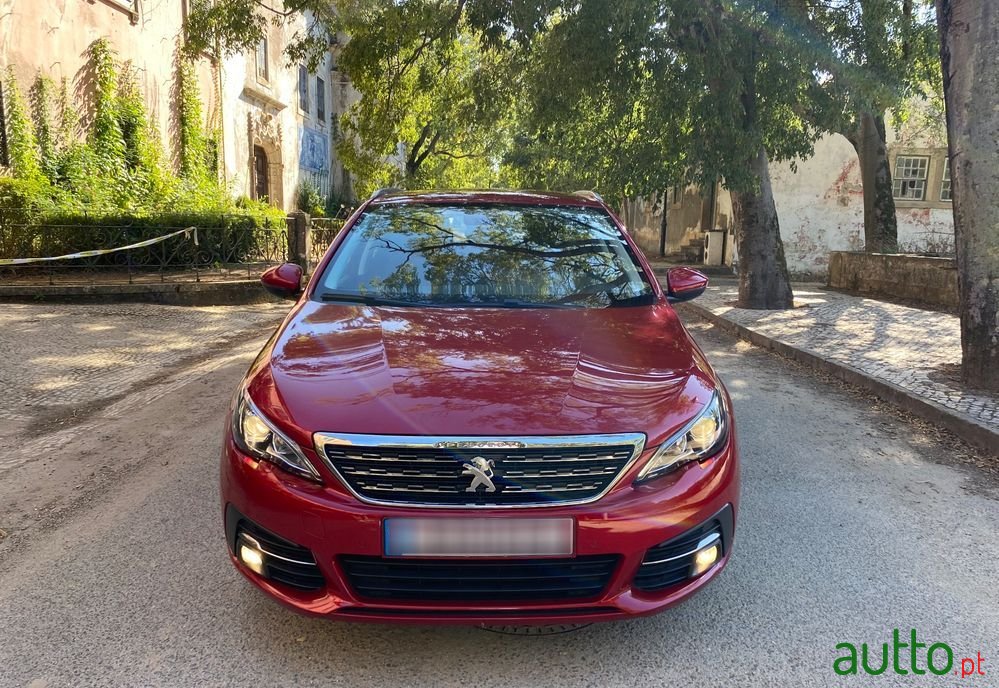 2020' Peugeot 308 Sw photo #1