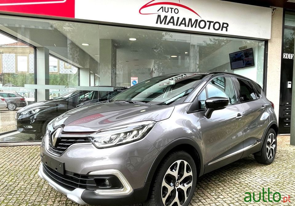 2019' Renault Captur photo #1