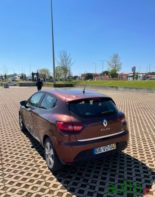 2015' Renault Clio photo #5
