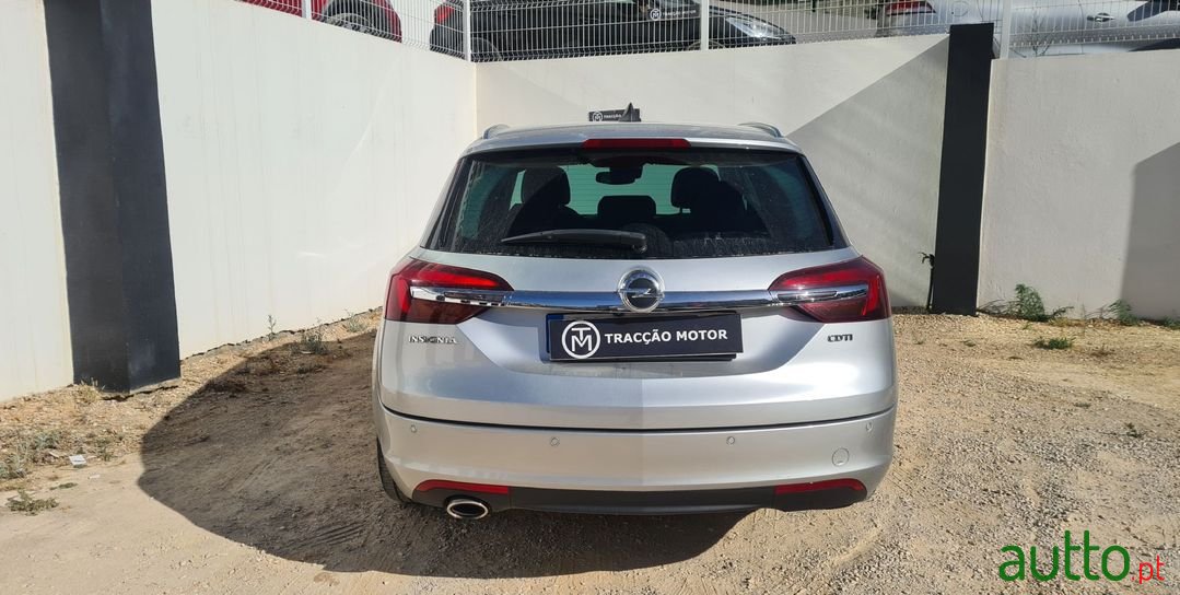 2015' Opel Insignia Sports Tourer photo #6