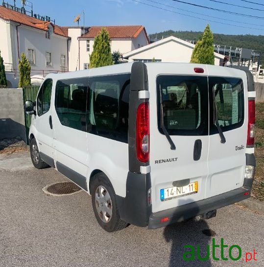2012' Renault Trafic photo #2
