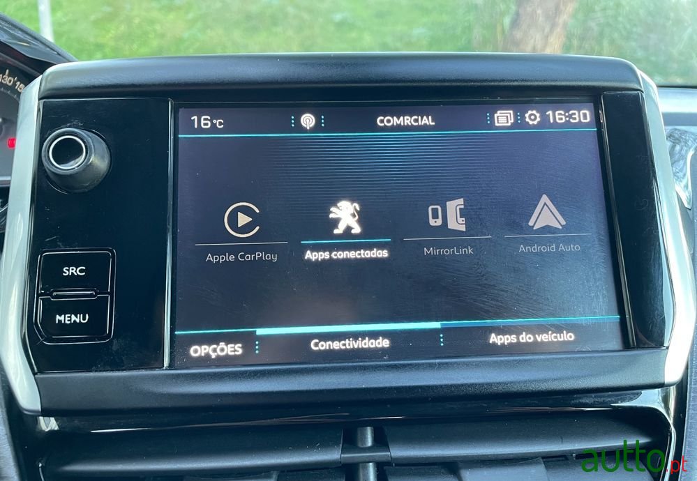 2019' Peugeot 2008 photo #6