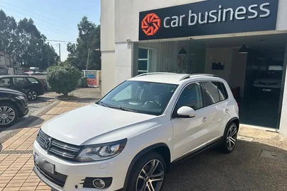 2011' Volkswagen Tiguan