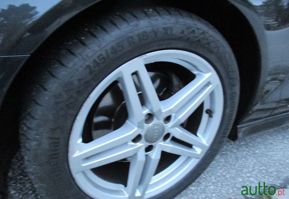 2016' Audi A6 Avant photo #3