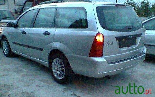 2001' Ford Focus Sw 1.4 Ambiente photo #1