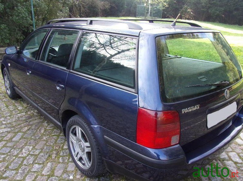 2000' Volkswagen Passat 1.9 Tdi photo #1