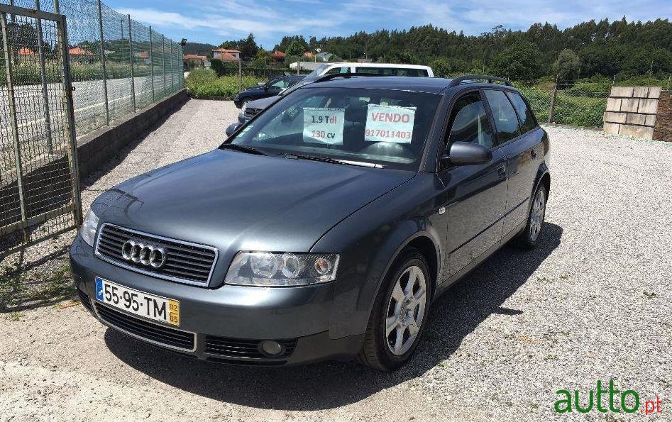2002' Audi A4 Avant photo #1