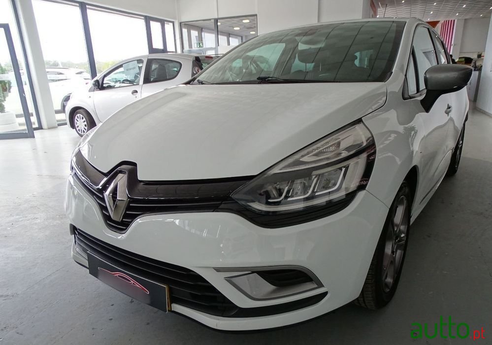 2017' Renault Clio photo #3