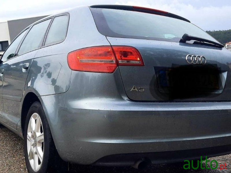 2011' Audi A3 Sportback photo #2