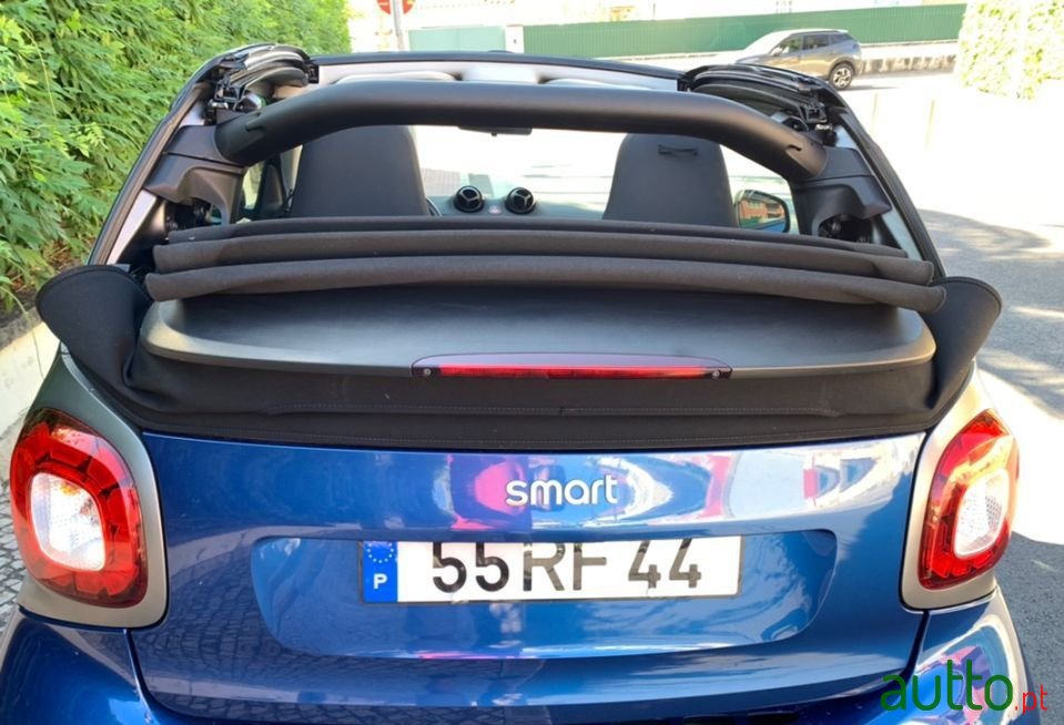 2016' Smart Fortwo photo #2