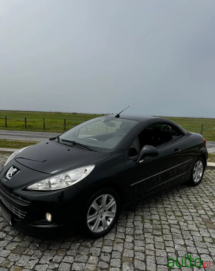 2010' Peugeot 207 1.6 photo #3