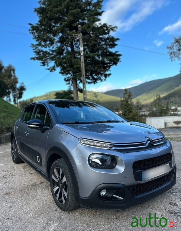 2020' Citroen C3 photo #3