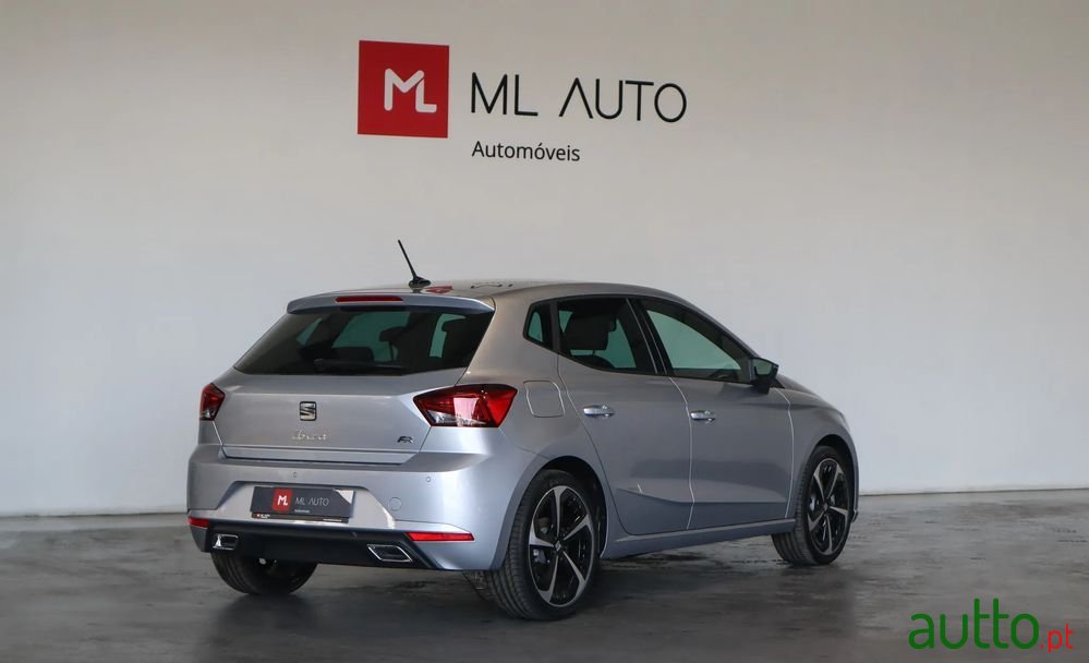 2023' SEAT Ibiza 1.0 Tsi Fr photo #2
