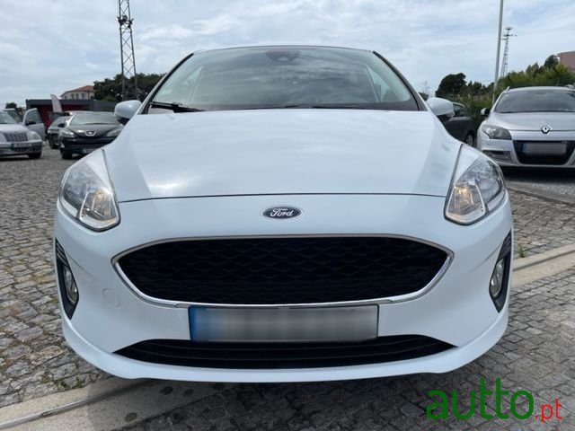 2018' Ford Fiesta photo #2