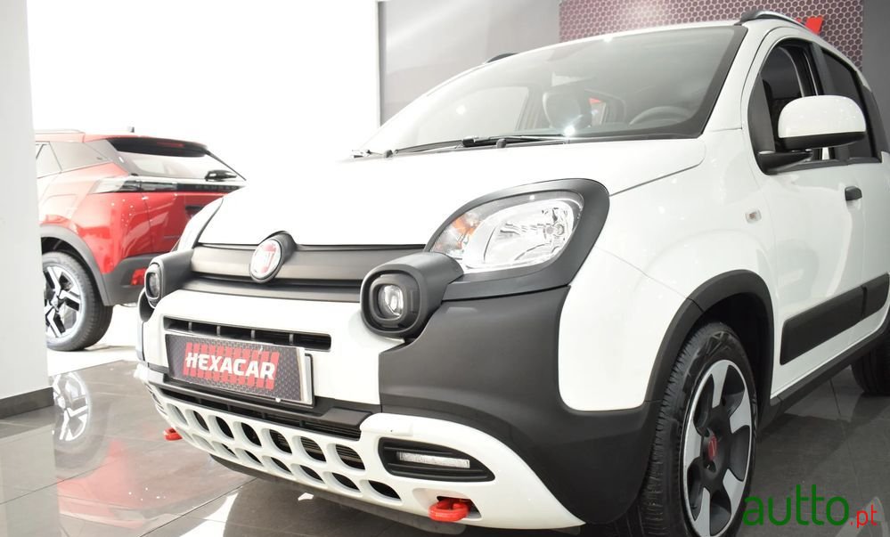 2024' Fiat Panda 1.0 Hybrid Cross photo #3