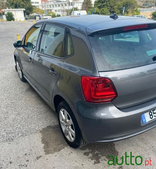 2017' Volkswagen Polo photo #2