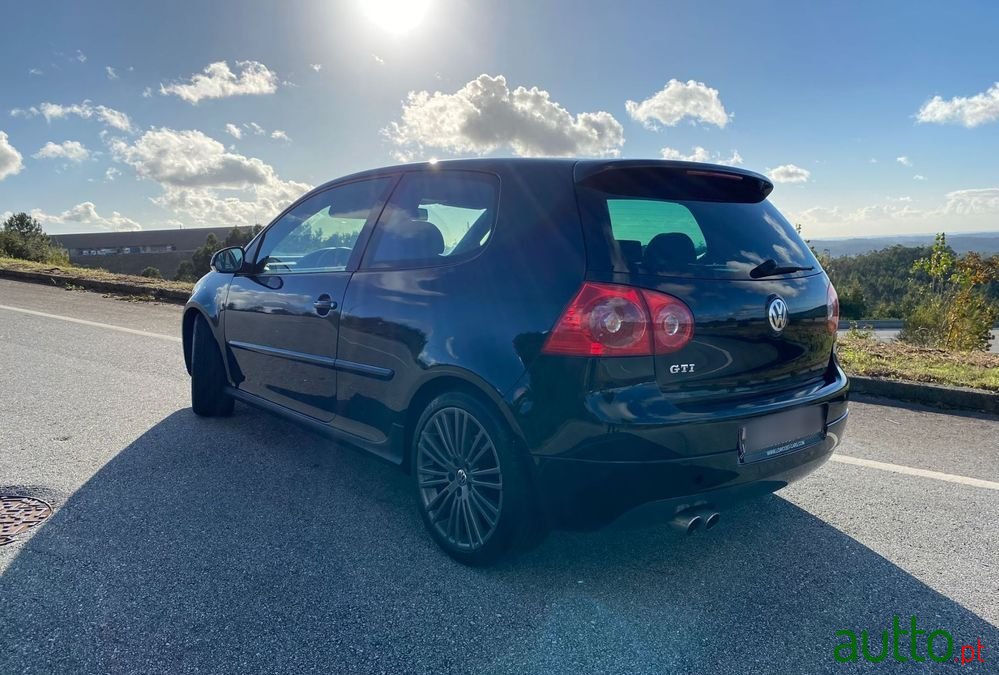 2005' Volkswagen Golf 2.0 Gti photo #4