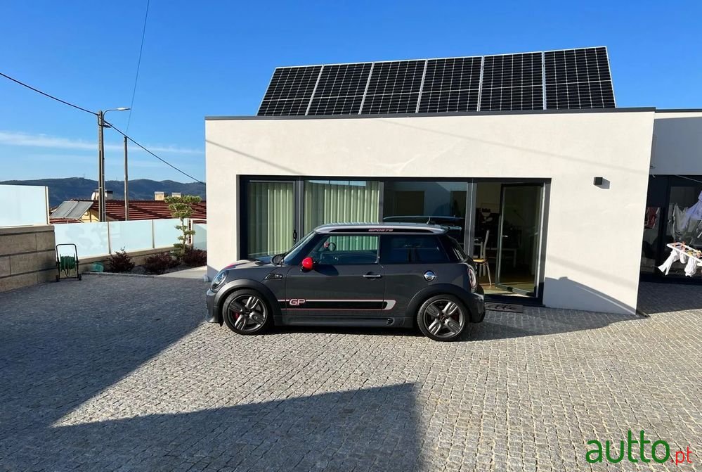 2013' MINI John Cooper Works Coupé photo #4