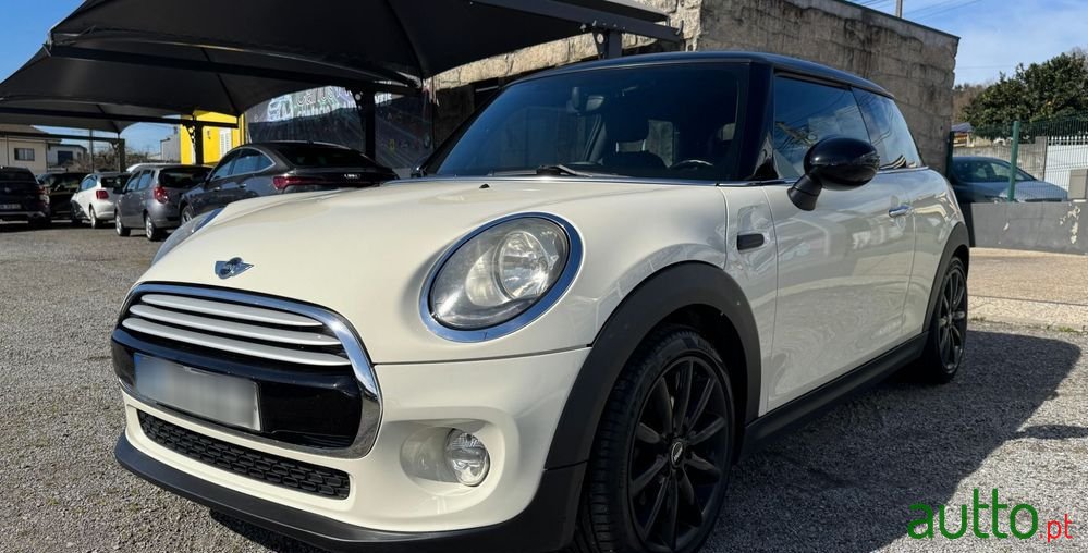 2015' MINI Cooper D 3 Portas photo #2