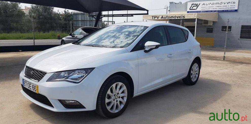 2013' SEAT Leon photo #1