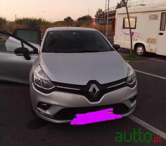 2018' Renault Clio photo #2