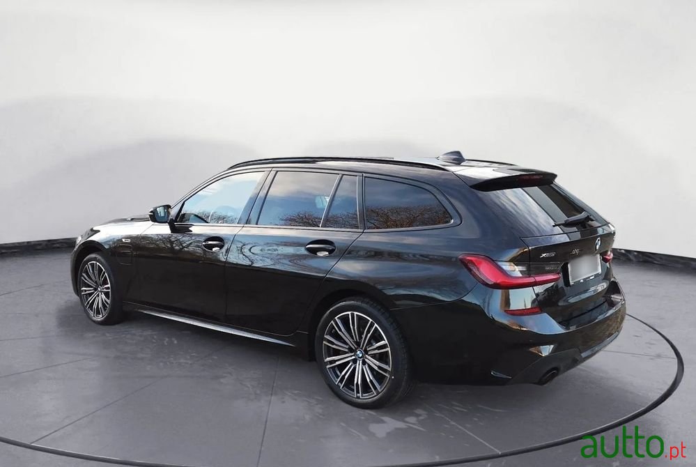 2021' BMW Série 3 photo #3