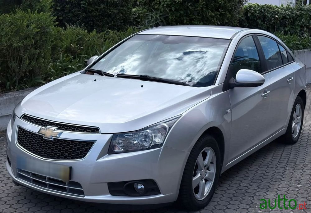 2011' Chevrolet Cruze 1.6 Ls photo #4