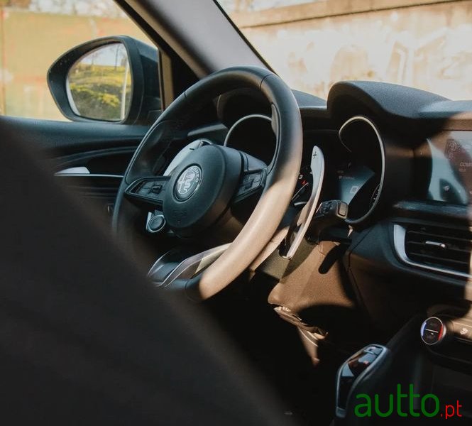 2020' Alfa Romeo Stelvio 2.2 D Super At8 photo #5