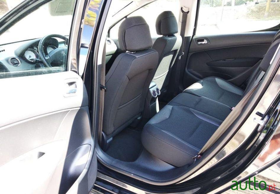 2009' Peugeot 308 photo #1