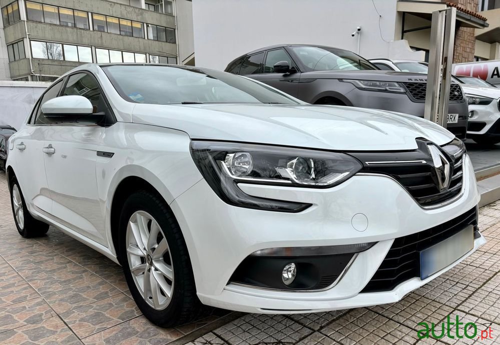 2019' Renault Megane Grand Coupe photo #1