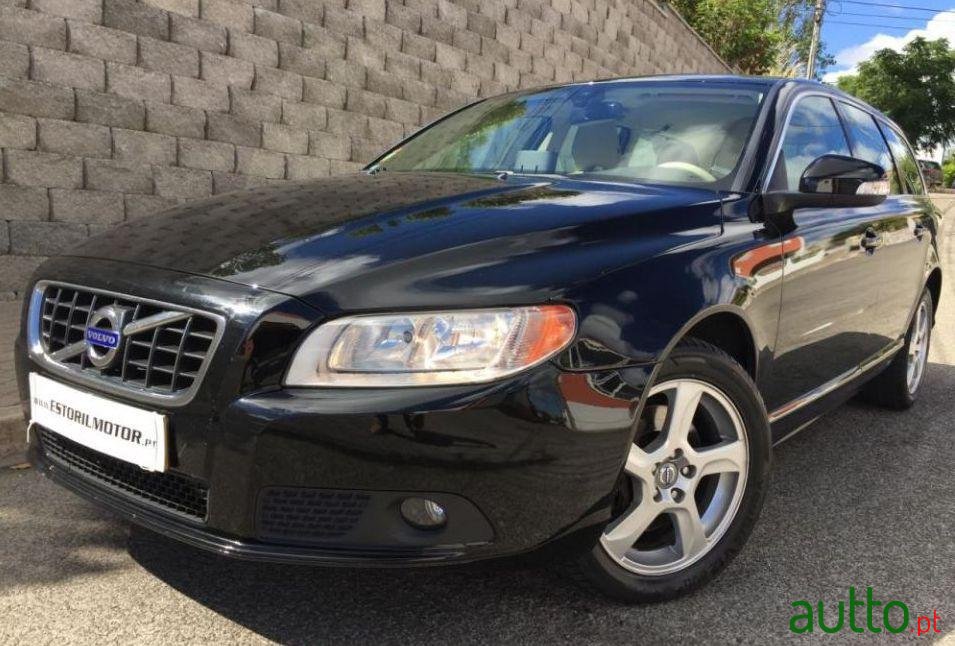 2011' Volvo V70 2.0 D3 Summum photo #1