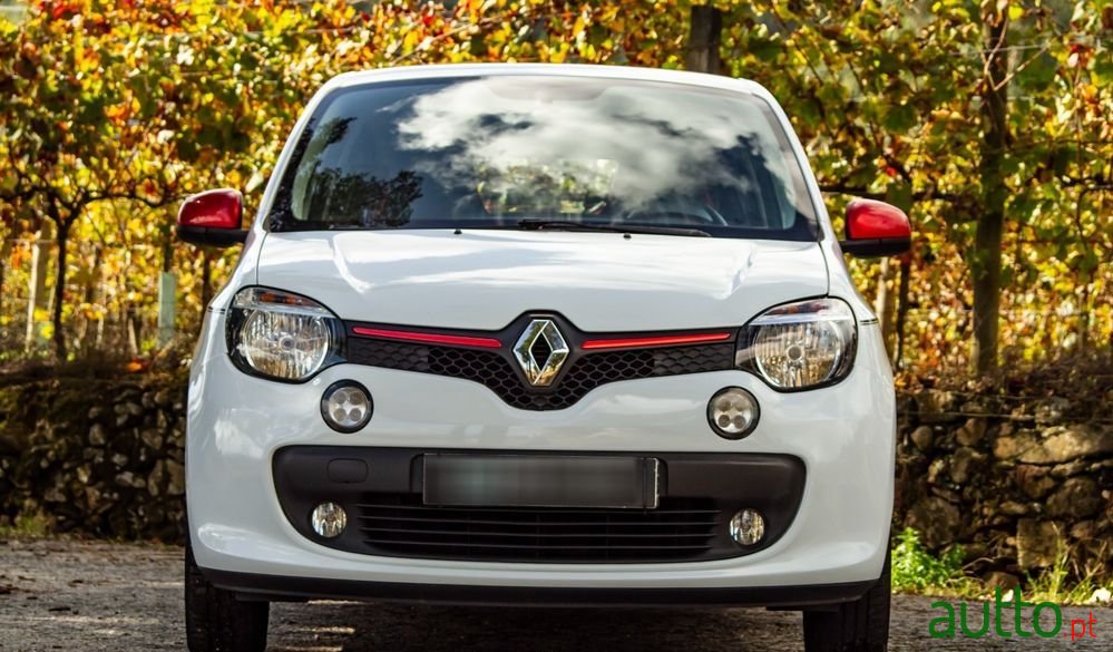 2016' Renault Twingo 0.9 Tce Sport photo #2