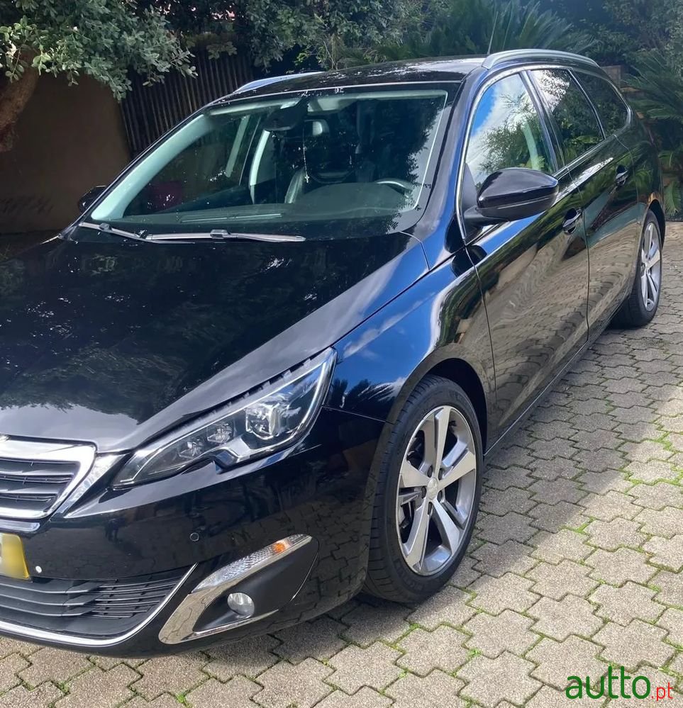 2014' Peugeot 308 Sw photo #2